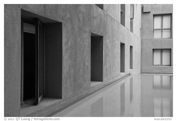 Ricardo Legorreta designed Schwab Residential Center. Stanford University, California, USA (black and white)