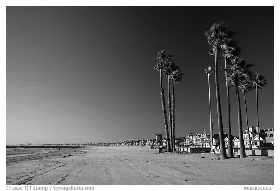 Deserted beach in winter. Newport Beach, Orange County, California, USA (black and white)