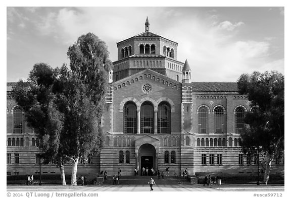 Powell Library, University of California at Los Angeles, Westwood. Los Angeles, California, USA (black and white)
