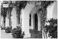 Gallery in La Arcada. Santa Barbara, California, USA ( black and white)