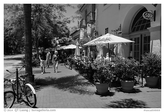 State Street sidewalk on sunny day. Santa Barbara, California, USA (black and white)