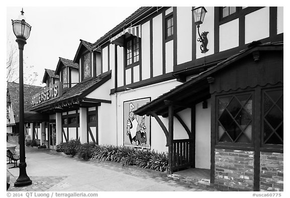 Andersen's half-timbered building. California, USA (black and white)