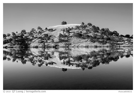 Lake Mc Clure. California, USA (black and white)