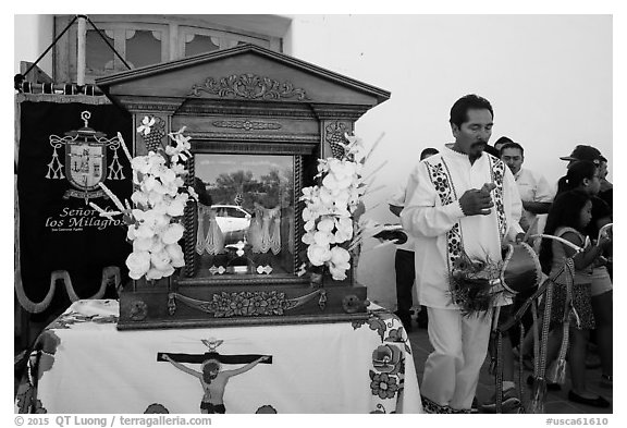 Senor de los Milagros altar, Mission San Miguel. California, USA (black and white)