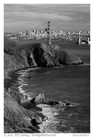 Bonita Cove, Golden Gate Bridge, and city. San Francisco, California, USA (black and white)