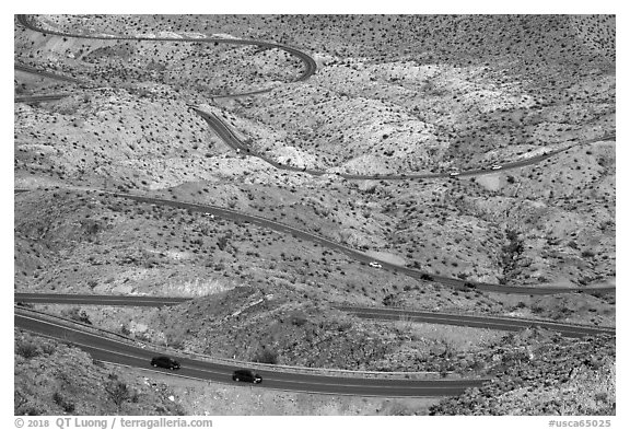 Highway 74 switchbacks. Santa Rosa and San Jacinto Mountains National Monument, California, USA (black and white)