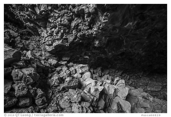 Big Painted Cave. Lava Beds National Monument, California, USA (black and white)