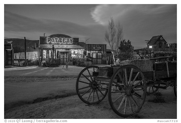 Store at night, Pioneertown. California, USA (black and white)