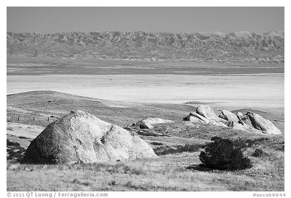 Selby Rocks, plain, and Temblor Range. Carrizo Plain National Monument, California, USA (black and white)