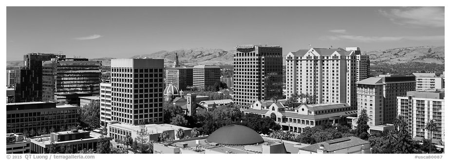 City skyline. San Jose, California, USA (black and white)