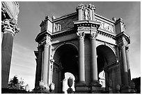 Rotunda of the Palace of Fine arts, late afternoon. San Francisco, California, USA ( black and white)