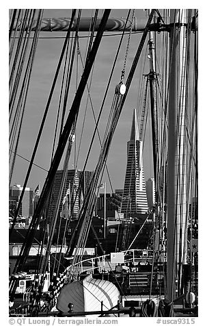 Transamerica Pyramid  seen through the masts of the Balclutha. San Francisco, California, USA