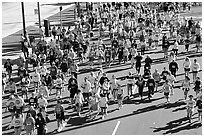 Crowds in the streets during the Bay to Breakers annual race. San Francisco, California, USA (black and white)