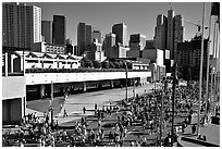 Crowded  streets during the Bay to Breakers annual race. San Francisco, California, USA (black and white)