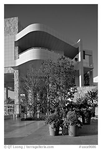 Getty Museum, designed by Richard Meier, Brentwood. Los Angeles, California, USA (black and white)