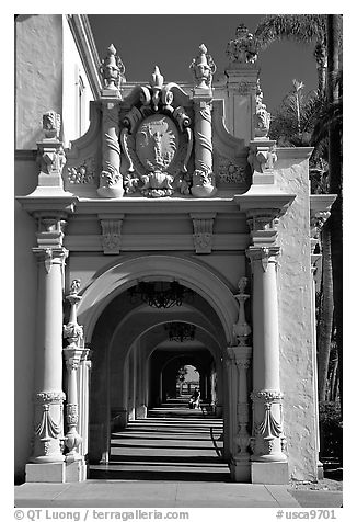 Casa Del Prado, Balboa Park. San Diego, California, USA (black and white)