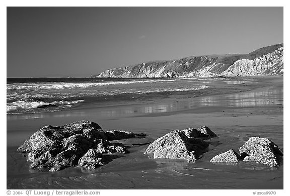 McClures Beach, looking north, afternoon. Point Reyes National Seashore, California, USA (black and white)