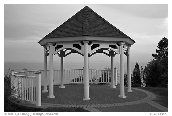 Gazebo, Westbrook. Connecticut, USA (black and white)