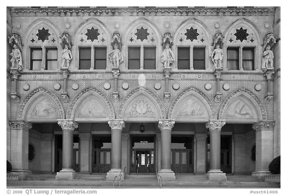 Facade detail of Connecticut Capitol. Hartford, Connecticut, USA (black and white)