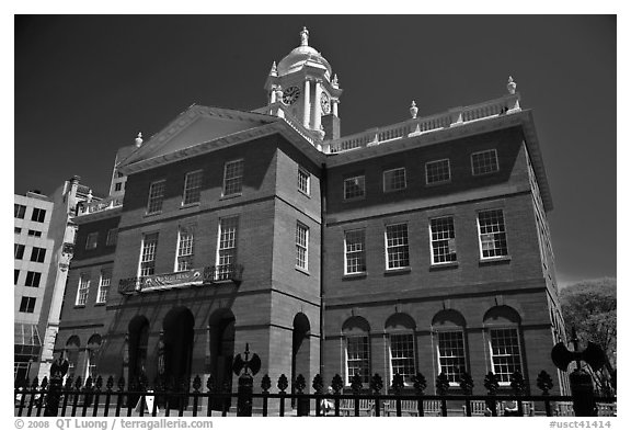Old State House, 1796. Hartford, Connecticut, USA (black and white)