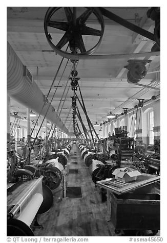 Northrop loom manufactured by Draper Corporation in the textile museum, Lowell National Historical Park. Massachussets, USA