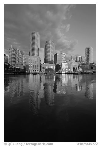 Boston financial district skyline. Boston, Massachussets, USA