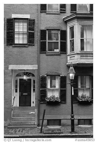 Brick residential houses, Beacon Hill. Boston, Massachussets, USA (black and white)