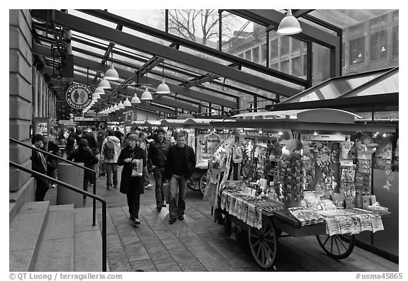 Pushcarts, Faneuil Hall Marketplace. Boston, Massachussets, USA (black and white)