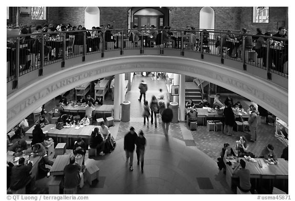 People dining, Quincy Market. Boston, Massachussets, USA