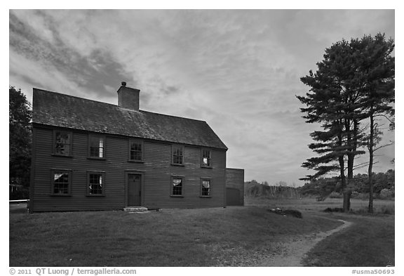 Meriam House, sunset, Minute Man National Historical Park. Massachussets, USA