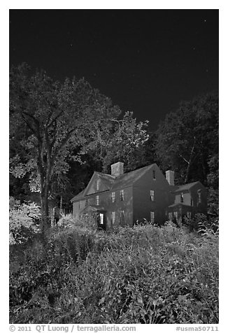 Louisa May Alcott Orchard House at night. Massachussets, USA (black and white)