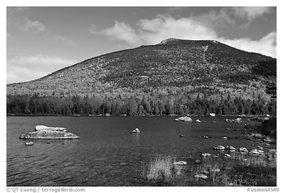 South Turner Mountain above Sandy Stream Pond in autumn. Baxter State Park, Maine, USA