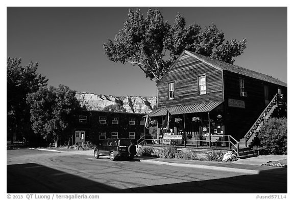 General store, Medora. North Dakota, USA (black and white)