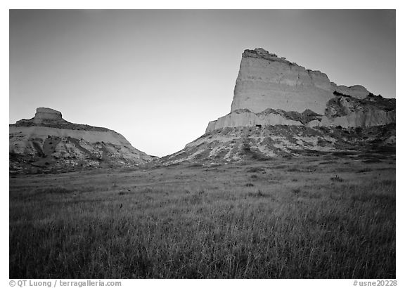 Scotts Bluff, Mitchell Pass, and South Bluff with the warm light of sunrise. Scotts Bluff National Monument. South Dakota, USA