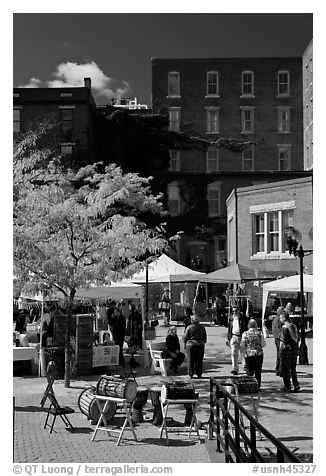 Plazza. Concord, New Hampshire, USA (black and white)