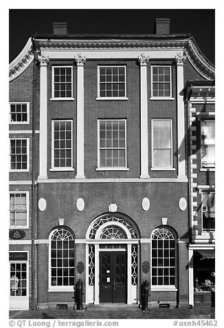 Portsmouth Athaneaum. Portsmouth, New Hampshire, USA (black and white)