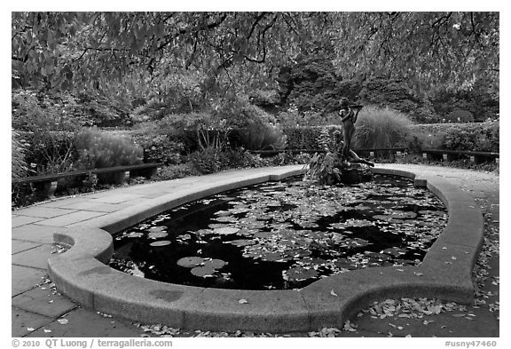 Pool and sculpture, South Garden, Central Park. NYC, New York, USA