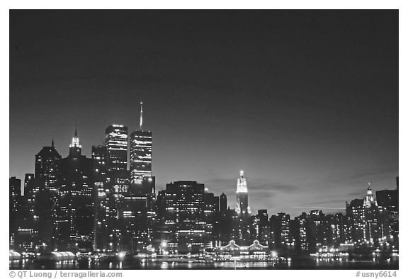 South Manhattan and World Trade Center from Brooklyn, dusk. NYC, New York, USA