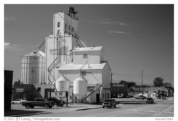 Main street with grain silo, Belle Fourche. South Dakota, USA