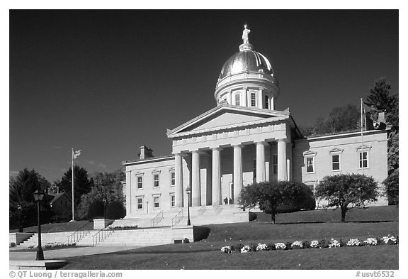 State House, Montpellier. Vermont, New England, USA (black and white)