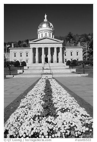 State House, Montpellier. Vermont, New England, USA (black and white)