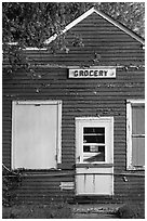 Old grocery. Wisconsin, USA (black and white)