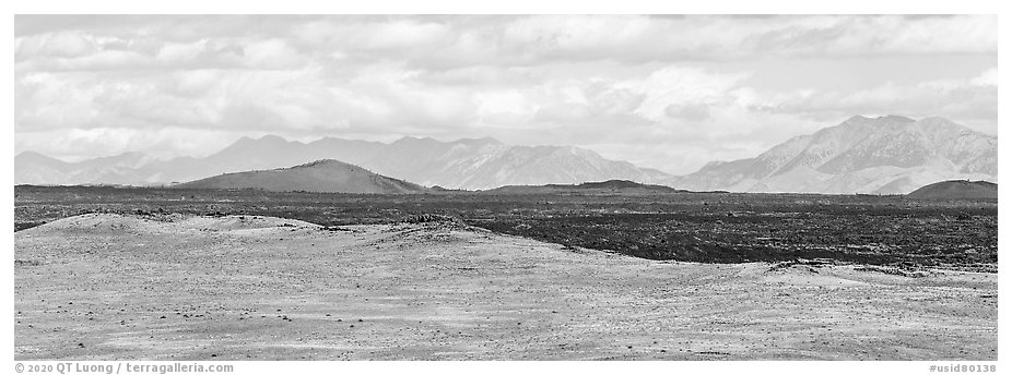 Craters of the Moon Lava Flow and Pioneer Mountains. Craters of the Moon National Monument and Preserve, Idaho, USA (black and white)