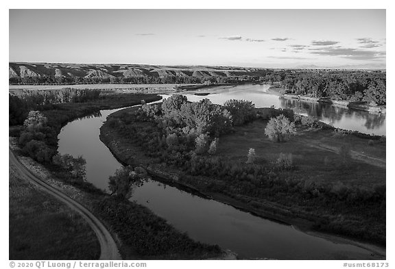 Lewis and Clark Decision Point, late afternoon. Upper Missouri River Breaks National Monument, Montana, USA (black and white)