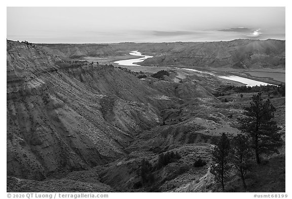 Sunrise over badlands. Upper Missouri River Breaks National Monument, Montana, USA (black and white)