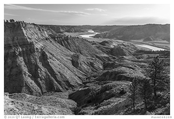 Badlands and Missouri River valley. Upper Missouri River Breaks National Monument, Montana, USA (black and white)