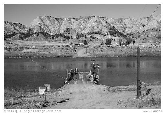 McClelland Stafford Ferry over the Missouri. Upper Missouri River Breaks National Monument, Montana, USA (black and white)