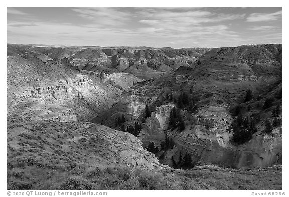 Valley of the Walls. Upper Missouri River Breaks National Monument, Montana, USA (black and white)