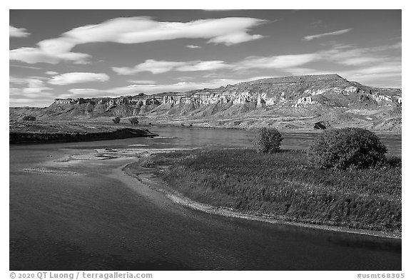 River island and sandstone spires. Upper Missouri River Breaks National Monument, Montana, USA