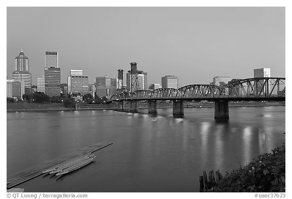 Williamette River and Portland skyline at night. Portland, Oregon, USA (black and white)